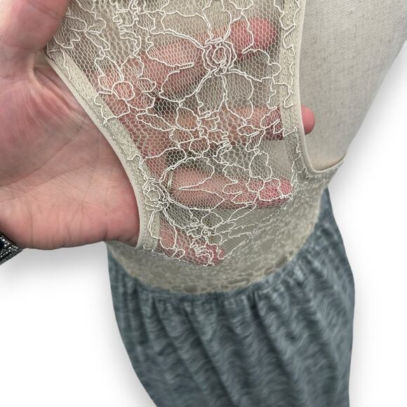 Kimchi Blue Urban Outfitters Lace Maxi Dress Size Large Illusion Sheer Slit EUC - Picture 10 of 11